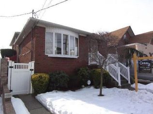 10106 159th Ave, Howard Beach, NY 11414