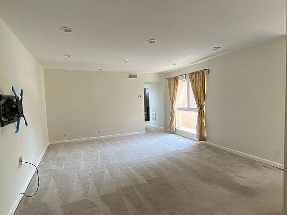 4th image of 1010 Palm Ave APT 309