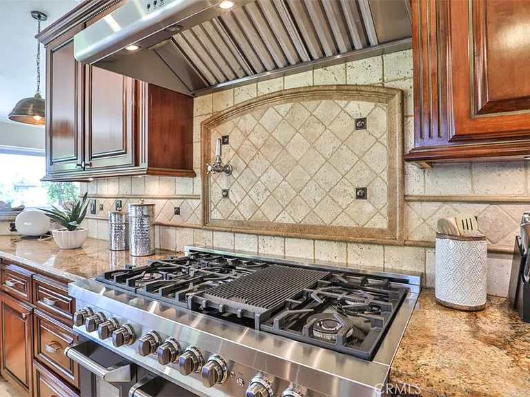 39520 Colleen Way — Photo 32