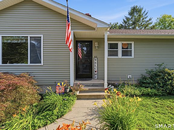 3rd image of 415 Jerusalem Road