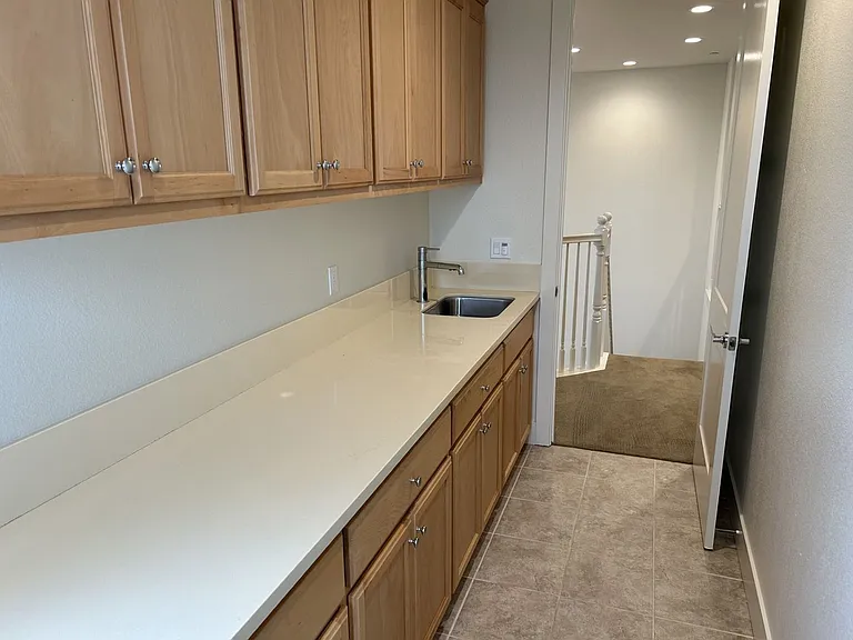 3904 Park Gardens Dr — Photo 25