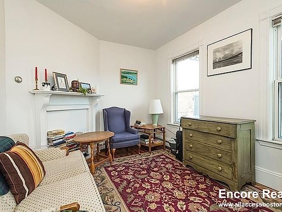 5th image of 137 Columbia St #5S