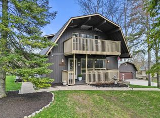 N3232 Robin Rd, Lake Geneva, WI 53147