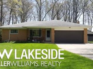 23506 McAllister St, Southfield, MI 48033
