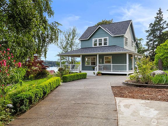 3rd image of 17164 Lemolo Shore Drive NE