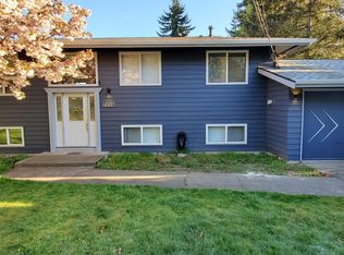 7719 NE 203rd St, Kenmore, WA 98028