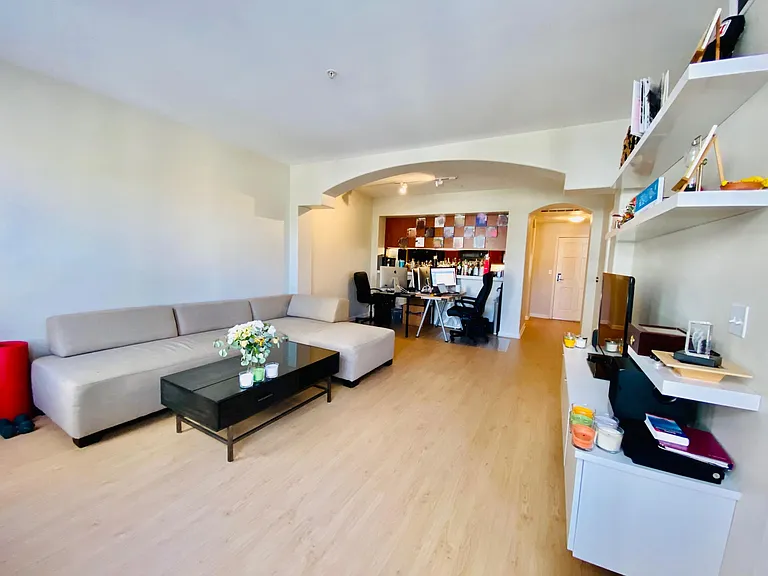 30 E Julian St #204 — Photo 2