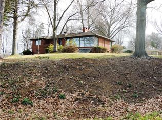 244 Trotwood Dr, Pittsburgh, PA 15241