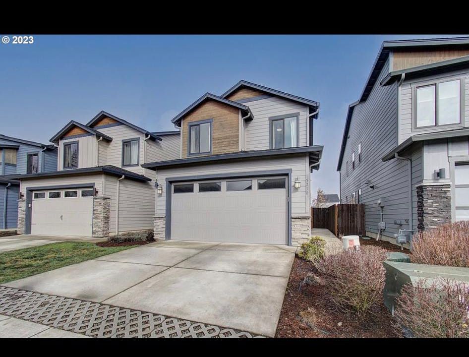 1st image of 15210 NE 107th St