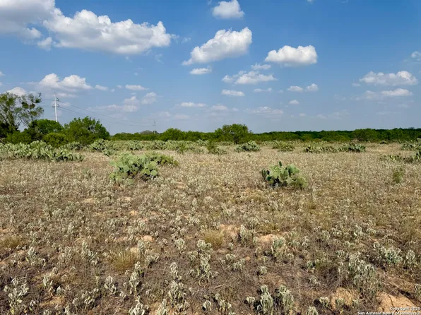 TBD LOT 61 E CR 1647 LOT 61, Moore, TX 78057
