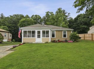 22 School St, Hanover, MA 02339