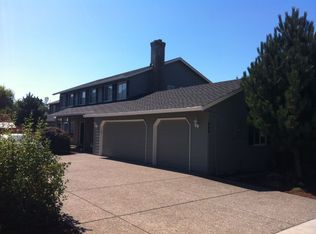 350 NW Wildwood St, Hillsboro, OR 97124