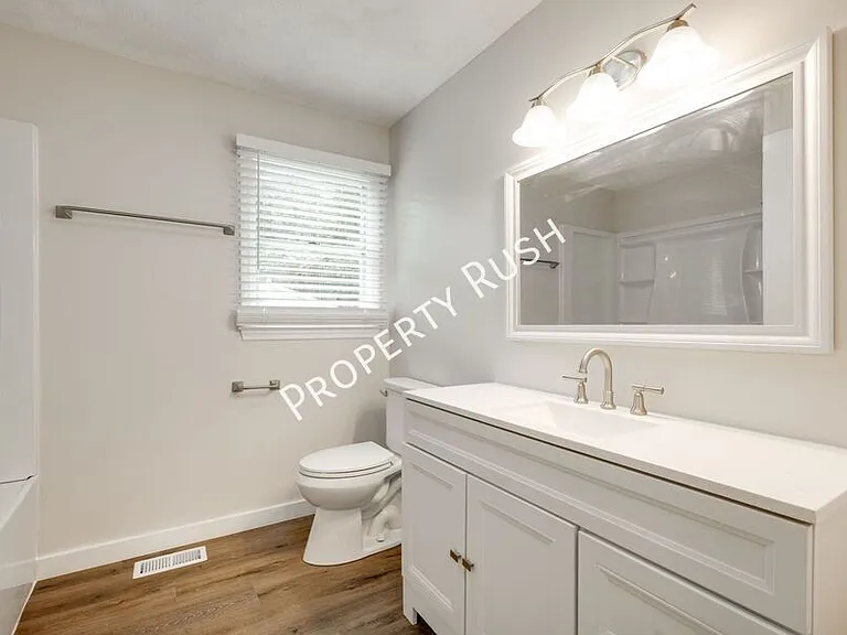 1524 Happy Valley Rd — Photo 17