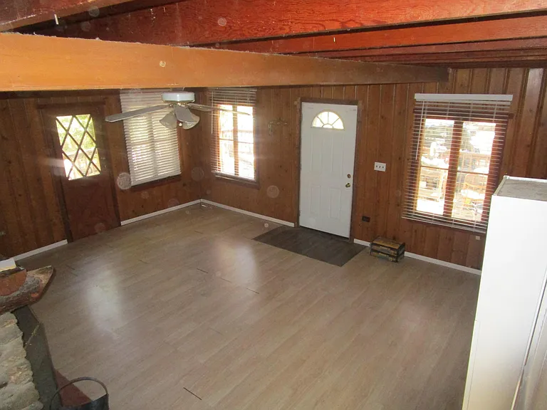 428 Tetley Ln — Photo 7