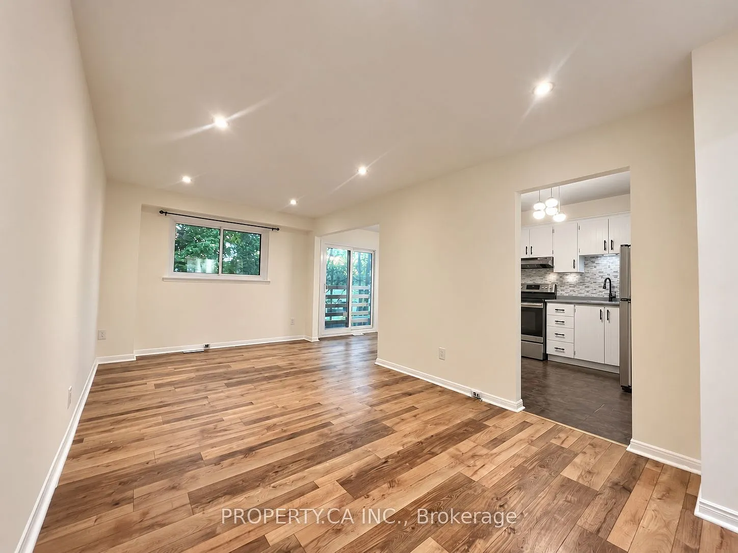3 bed, $2,550 — Photo 2