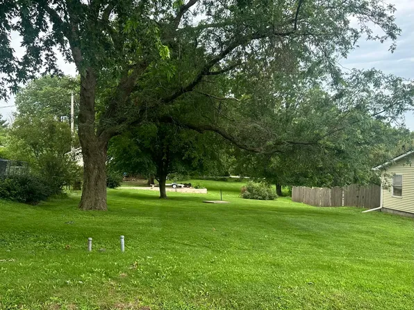 208 Lincoln Ave, Malvern, IA 51551
