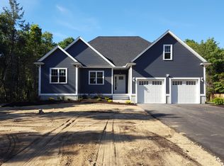 11 Riverview Dr, Westport, MA 02790