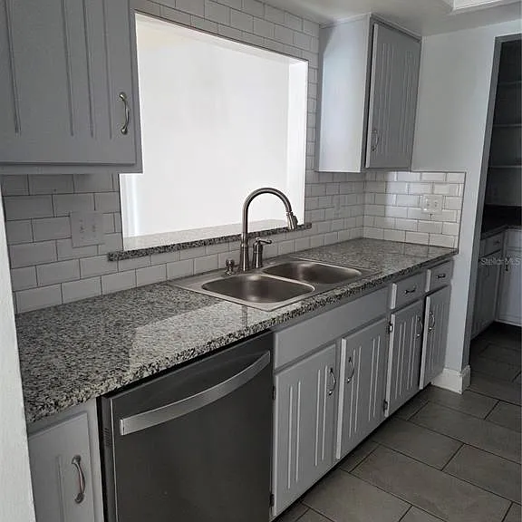 807 McLain Ct — Photo 19
