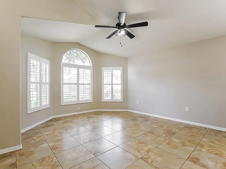 14643 Lady Victoria Blvd — Photo 4