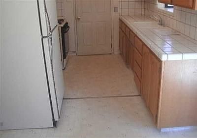 1st image of 2440 E Poplar St