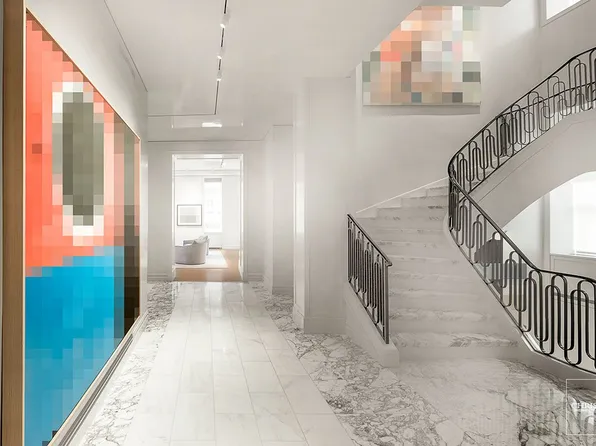 320 West 12th Street image 1 of 21