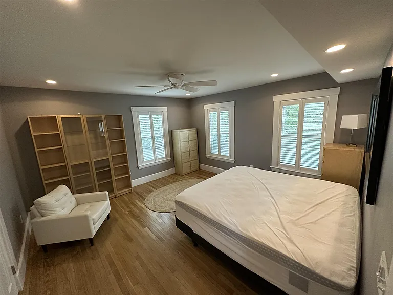 295 Windsor St #3 — Photo 12