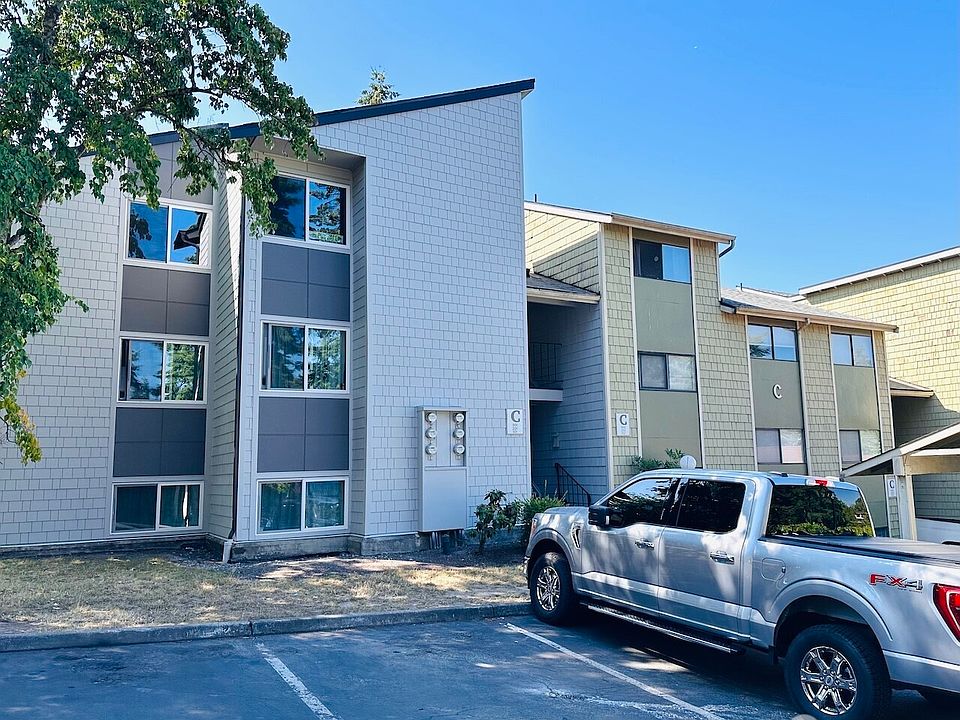 1st image of 2020 Grant Avenue S #C301