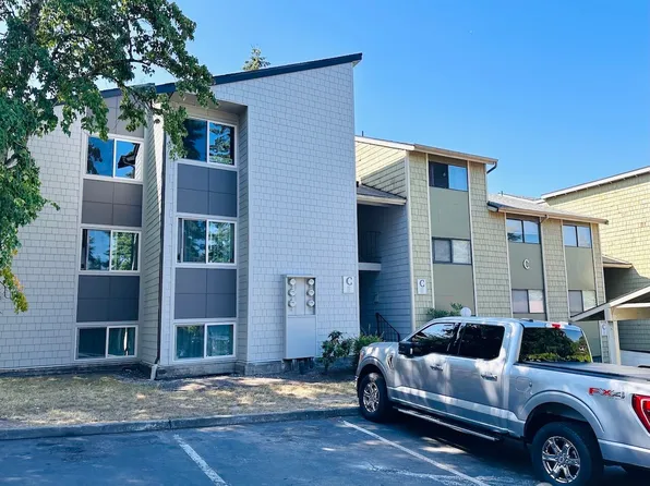 2020 Grant Avenue S #C301, Renton, WA 98055