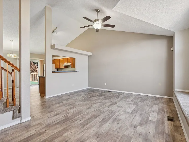 7430 Julynn Rd — Photo 4