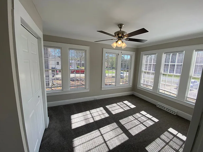 1209 Desoto Ave — Photo 5