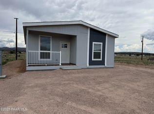 420 W Paris Trl, Paulden, AZ 86334