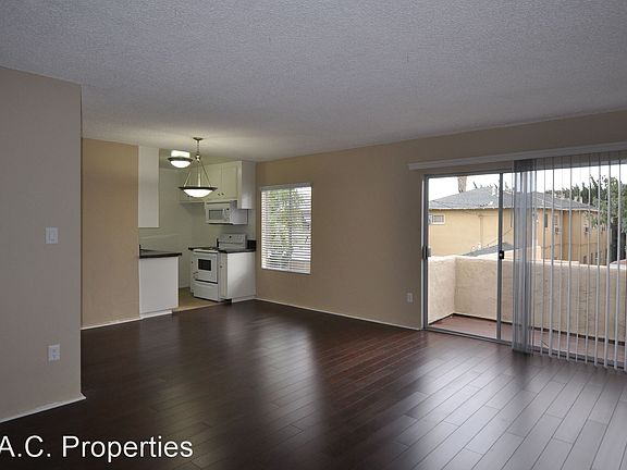 2nd image of 14120 Hamlin St #6215976