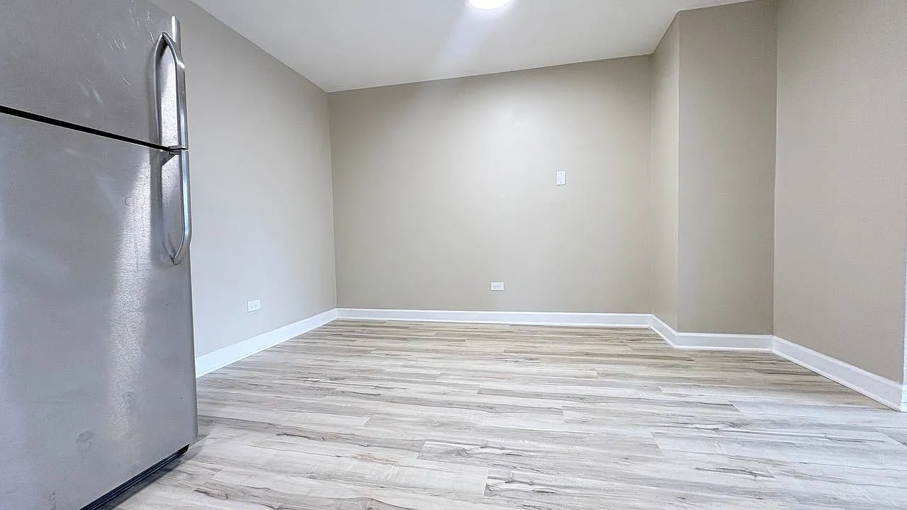 2 bed, $1,795 — Photo 3