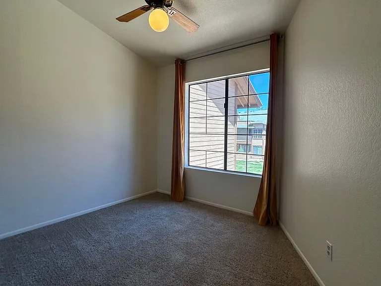 1698 W Wood Bridge Ct — Photo 9