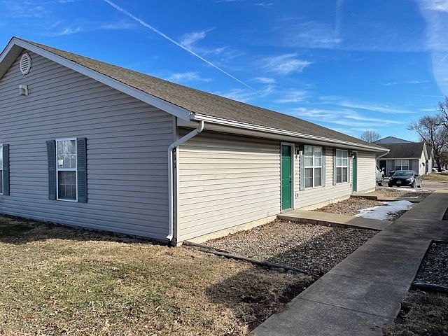 1st image of 511 S Osteopathy Ave #A