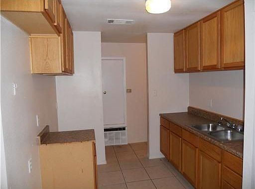 2nd image of 7660 Shorewood Blvd