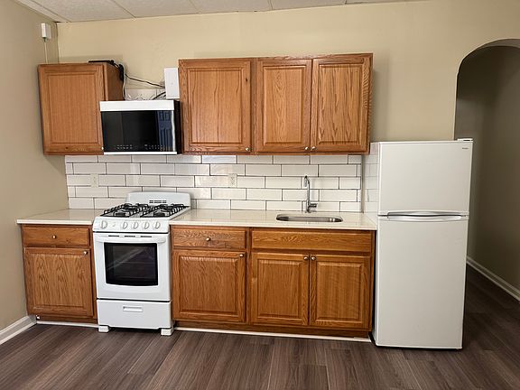 4th image of 4102 W Girard Ave #1R