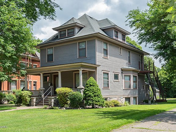 2nd image of 214 Woodward Ave