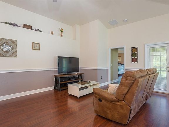 3rd image of 9609 Jaybird Ln