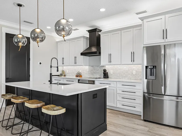1329 N Ocean Shore Blvd — Photo 14