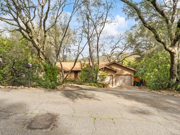2406 Knollwood Dr, Cameron Park, CA 95682