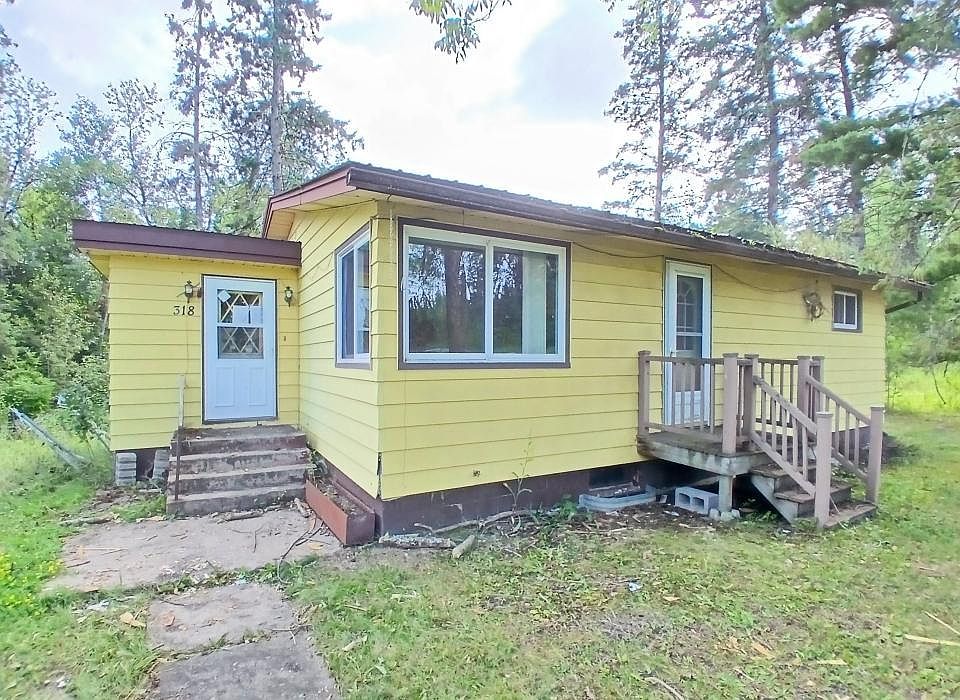 1st image of 318 2nd Ave NW