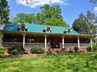 07051 Troy Caveness Rd, Ramseur, NC 27316