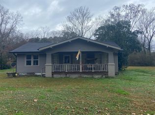 14 Collette Ave, Rossville, GA 30741