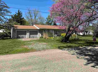 2510 Main St, Columbus City, IA 52737