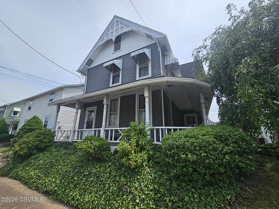 1st image of 316 W 3rd St