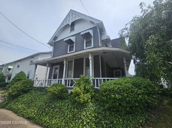 316 W 3rd St, Nescopeck, PA 18635