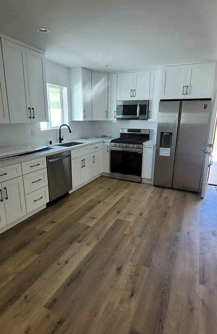 1 bed, 650 sqft, $2,350 — Photo 2