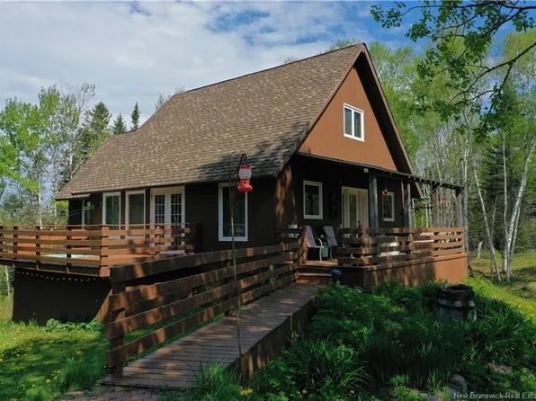 9 Orchard St, Norton, NB E5N 2B8