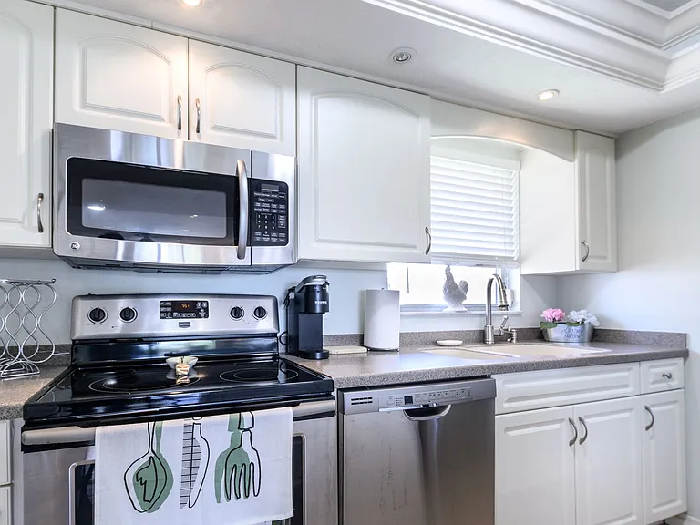 1080 Bal Harbor Blvd #3C — Photo 13